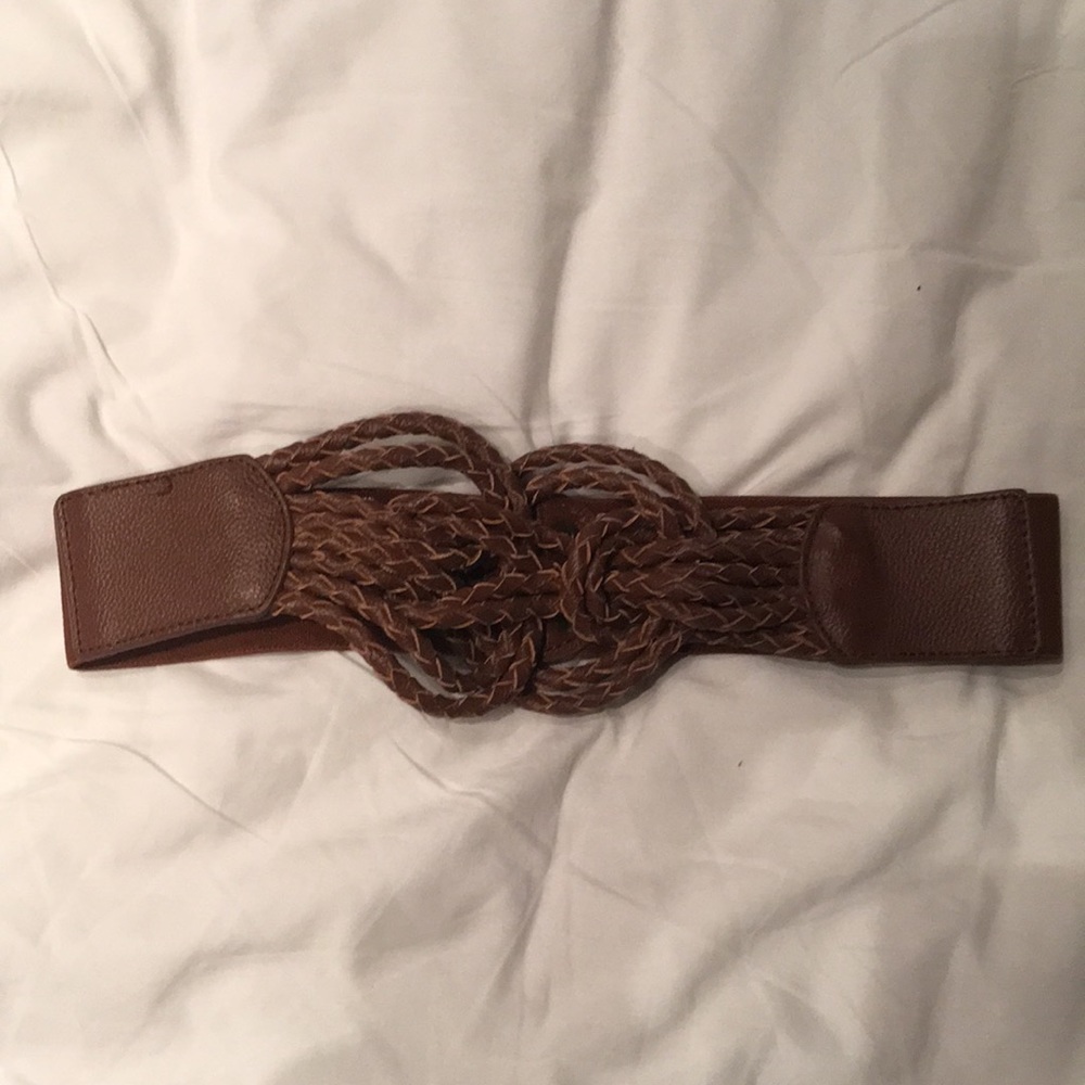 Leather and spandex belt